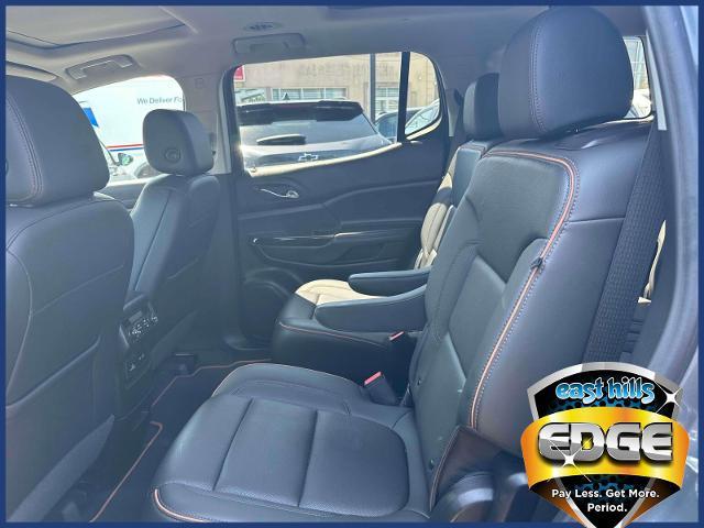 2022 GMC Acadia Vehicle Photo in Roslyn, NY 11576