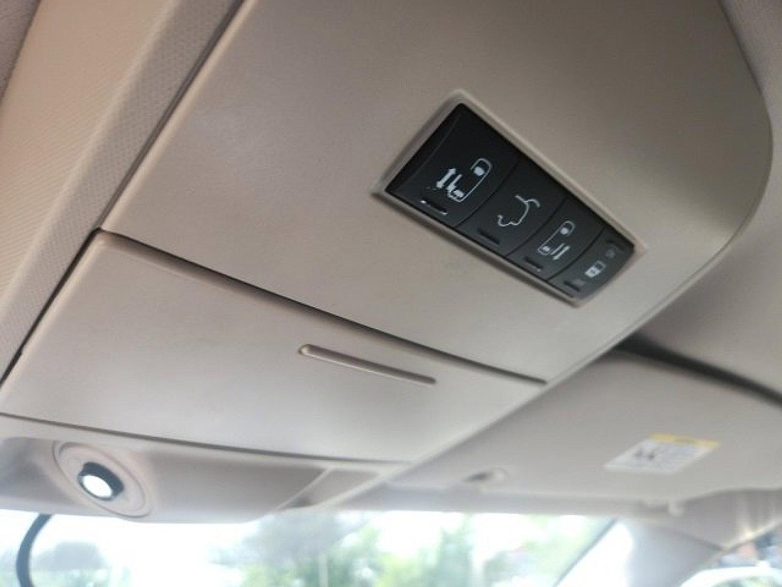 2016 Chrysler Town & Country Vehicle Photo in Harrisburg, PA 17111