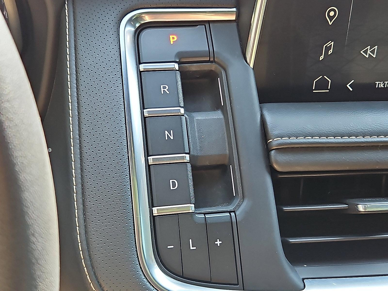 2022 GMC Yukon XL Vehicle Photo in Jenkintown, PA 19046