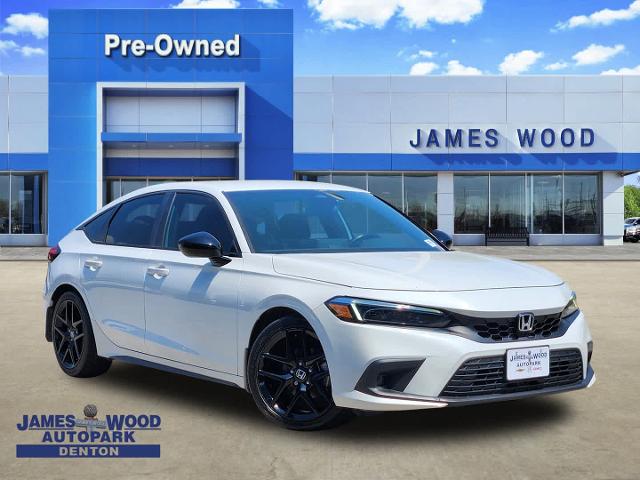 2022 Honda Civic Hatchback Vehicle Photo in DENTON, TX 76210-9321