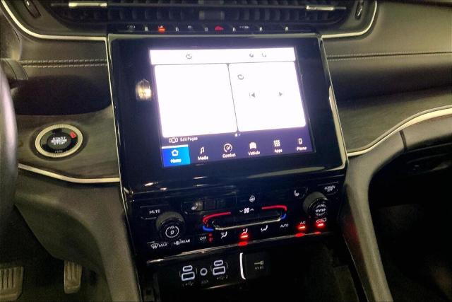 2022 Jeep Grand Cherokee Vehicle Photo in Kansas City, MO 64114