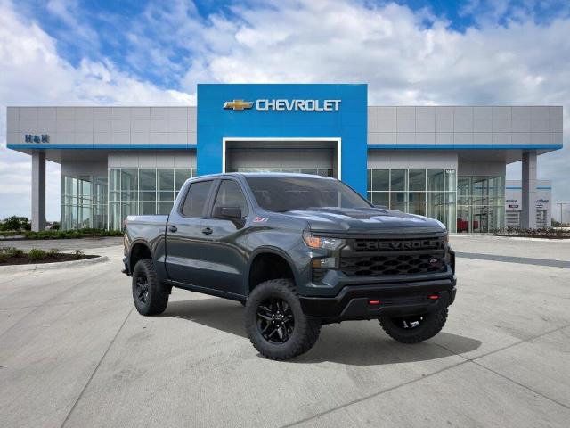 Cypress Gray 2026 Chevrolet Silverado 1500 Custom Trail Boss Crew Cab 4WD Pickup Truck Four-Wheel Drive Automatic