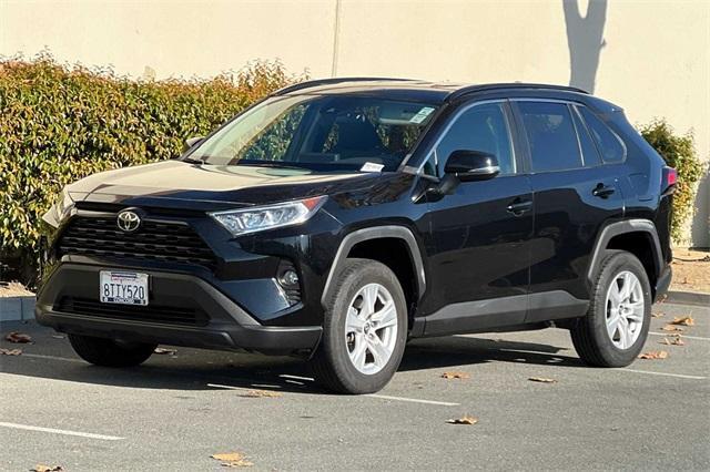 2021 Toyota RAV4 XLE photo 8