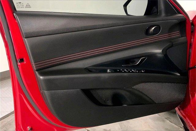 2022 Hyundai Elantra Vehicle Photo in TOPEKA, KS 66609-0000