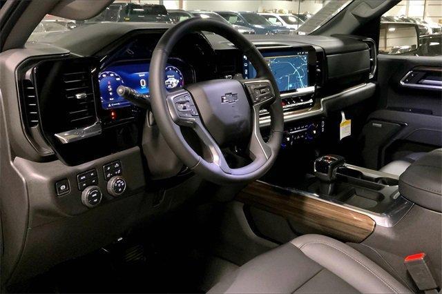 2025 Chevrolet Silverado 1500 Vehicle Photo in KANSAS CITY, MO 64114-4502