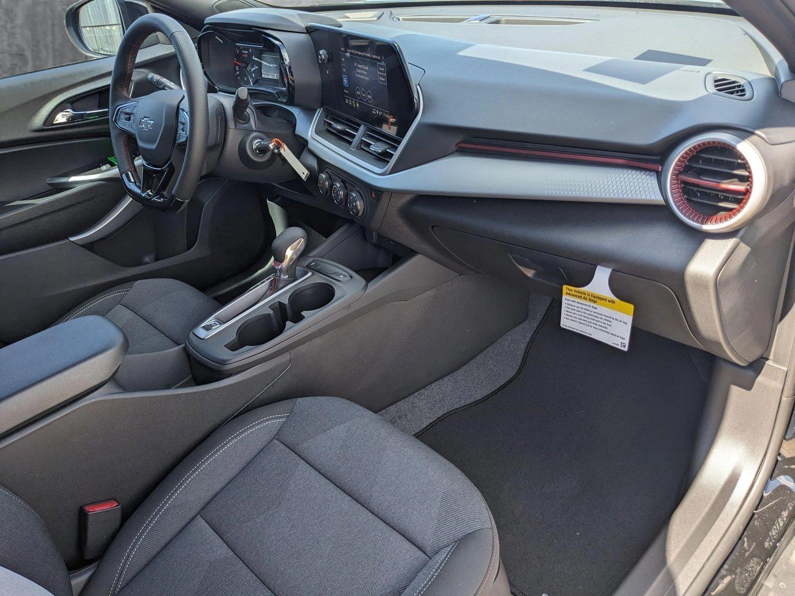 2025 Chevrolet Trax Vehicle Photo in HOUSTON, TX 77034-5009