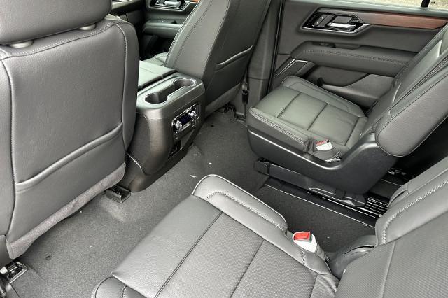 2025 GMC Yukon Vehicle Photo in SPOKANE, WA 99202-2191
