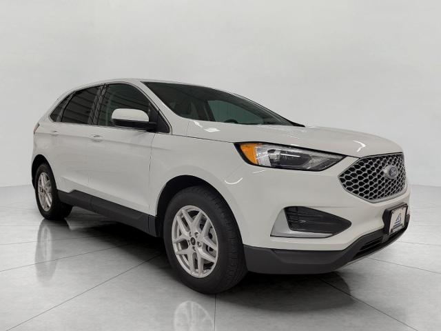 2024 Ford Edge Vehicle Photo in NEENAH, WI 54956-2243