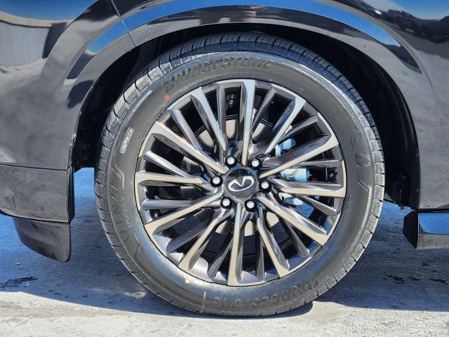 2025 INFINITI QX80 Vehicle Photo in DALLAS, TX 75209