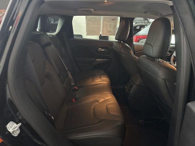 2021 Jeep Cherokee Vehicle Photo in MEDINA, OH 44256-9631