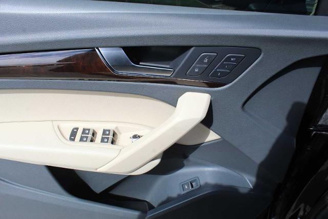 2019 Audi Q5 Vehicle Photo in HOUSTON, TX 77090