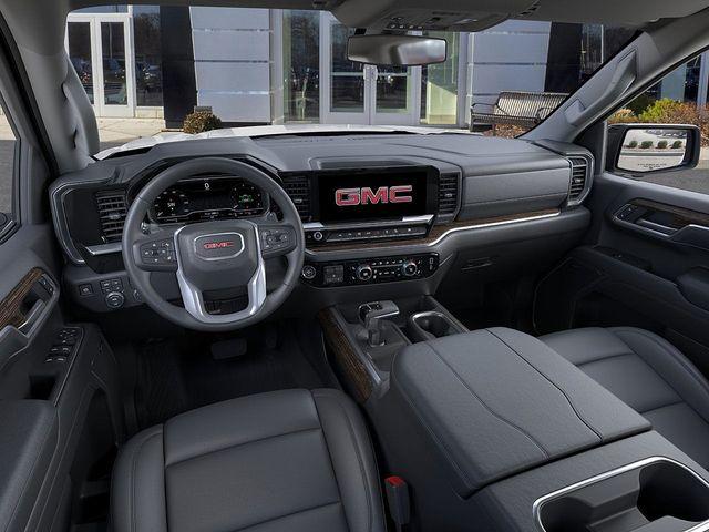 2025 GMC Sierra 1500 Vehicle Photo in DANBURY, CT 06810-5034