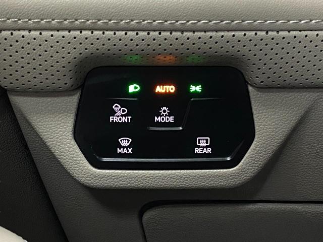 2024 Volkswagen Atlas Vehicle Photo in Appleton, WI 54913
