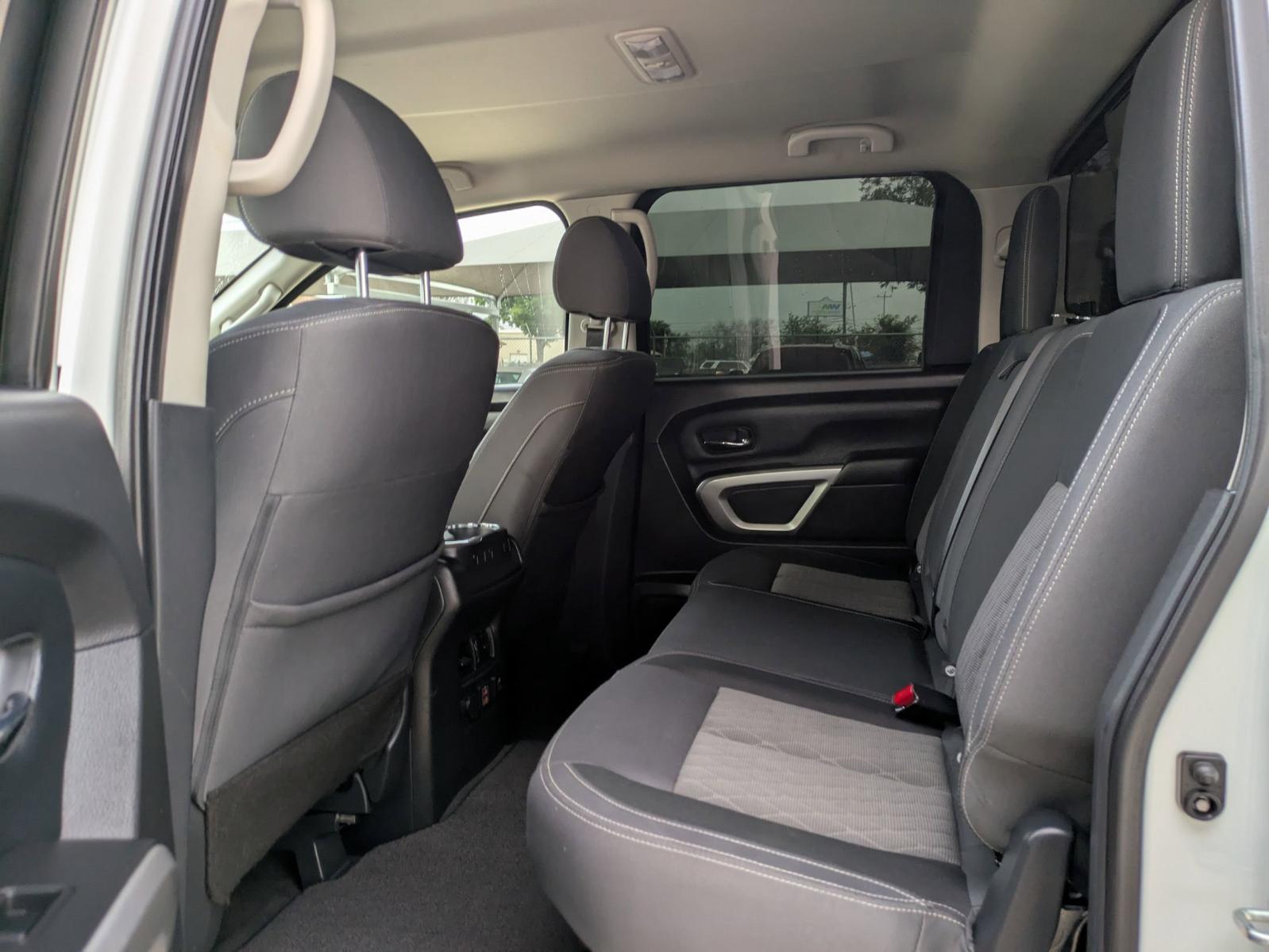 2021 Nissan Titan Vehicle Photo in SELMA, TX 78154-1460