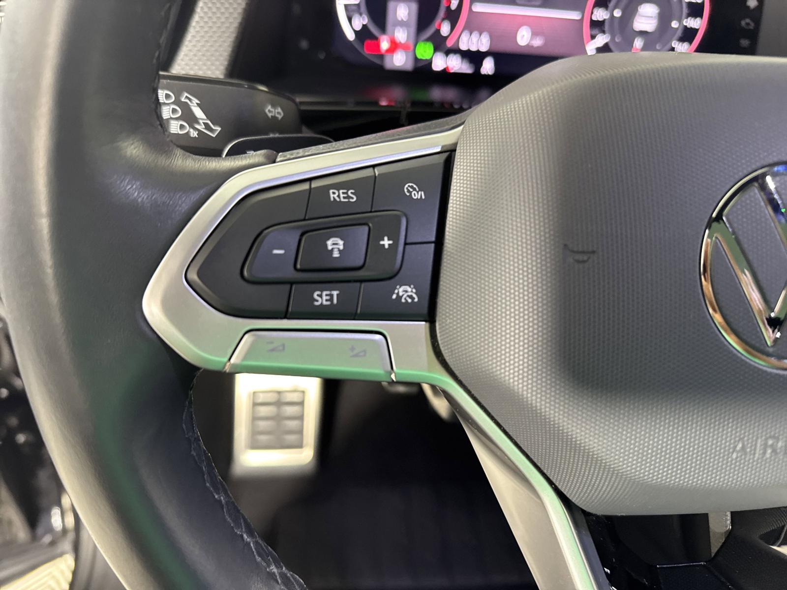 2024 Volkswagen Atlas Cross Sport Vehicle Photo in Georgetown, TX 78626