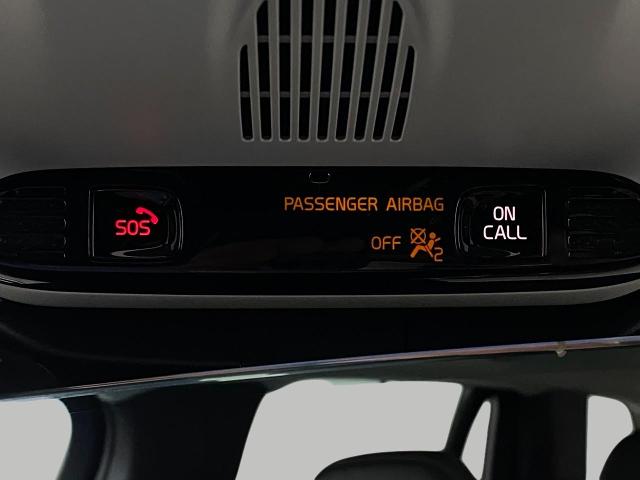 2022 Volvo XC90 Vehicle Photo in Appleton, WI 54913