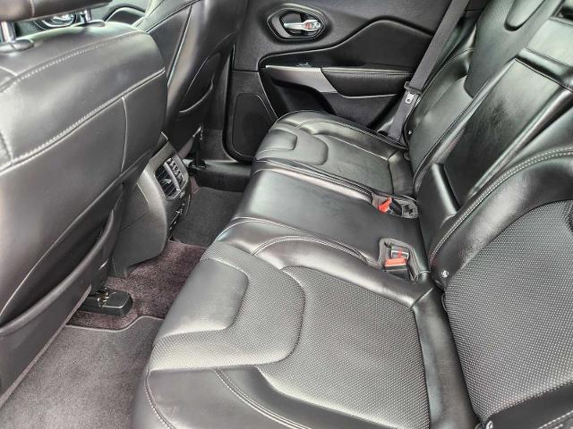 2019 Jeep Cherokee Vehicle Photo in DENTON, TX 76210-9321