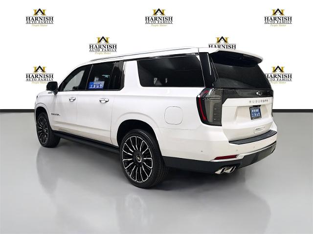 2025 Chevrolet Suburban Vehicle Photo in EVERETT, WA 98203-5662