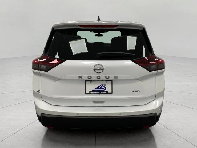 2025 Nissan Rogue Vehicle Photo in Appleton, WI 54913