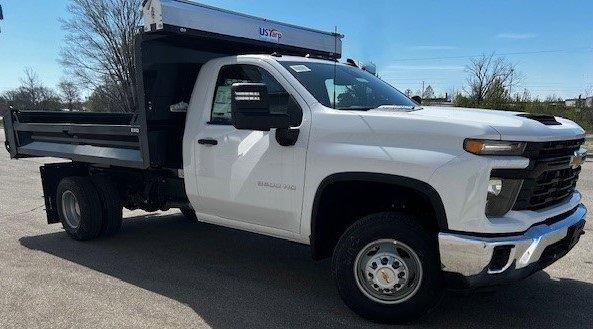 2024 Chevrolet Silverado 3500 HD Chassis Cab Vehicle Photo in TOPEKA, KS 66609-0000