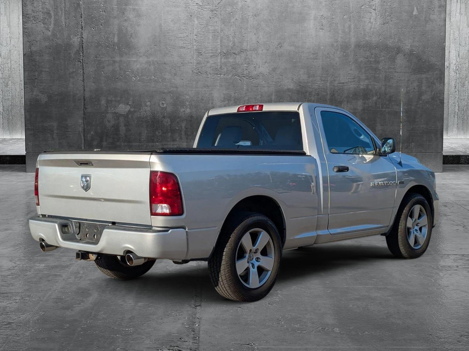 2011 Ram 1500 Vehicle Photo in St. Petersburg, FL 33713