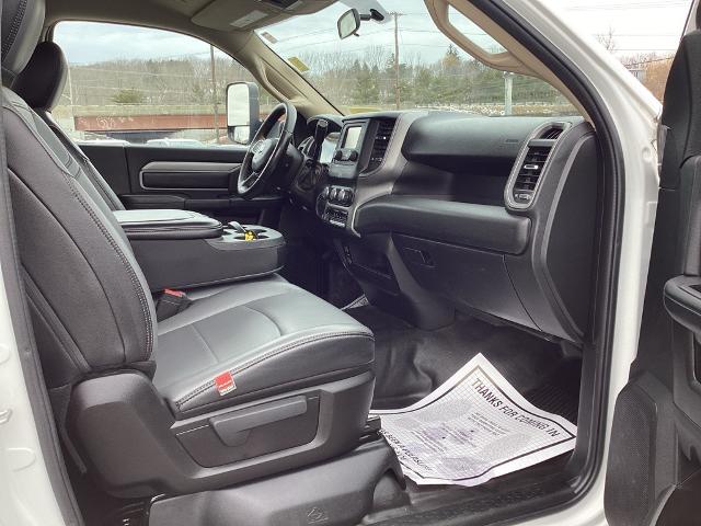 2019 Ram 3500 Chassis Cab Vehicle Photo in Gardner, MA 01440
