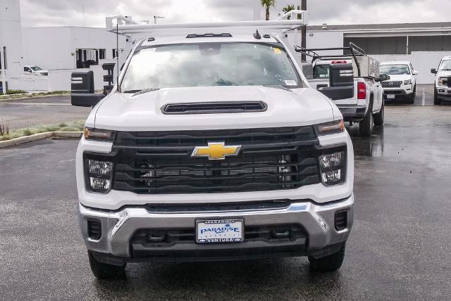 2025 Chevrolet Silverado 3500 HD CC Vehicle Photo in VENTURA, CA 93003-8585