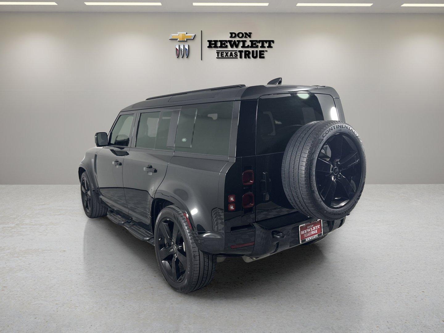 2024 Land Rover Defender Vehicle Photo in GEORGETOWN, TX 78626-7508