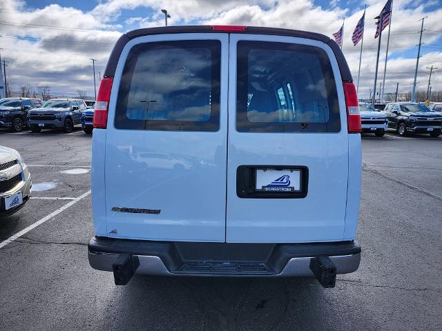 2023 Chevrolet Express Cargo 2500 Vehicle Photo in GREEN BAY, WI 54304-5303