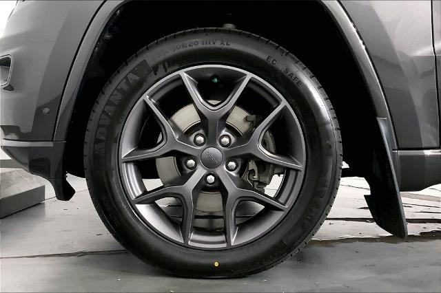 2021 Jeep Grand Cherokee Vehicle Photo in Kansas City, MO 64114
