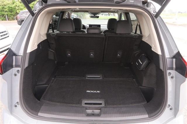 2024 Nissan Rogue Vehicle Photo in Hazelwood, MO 63042
