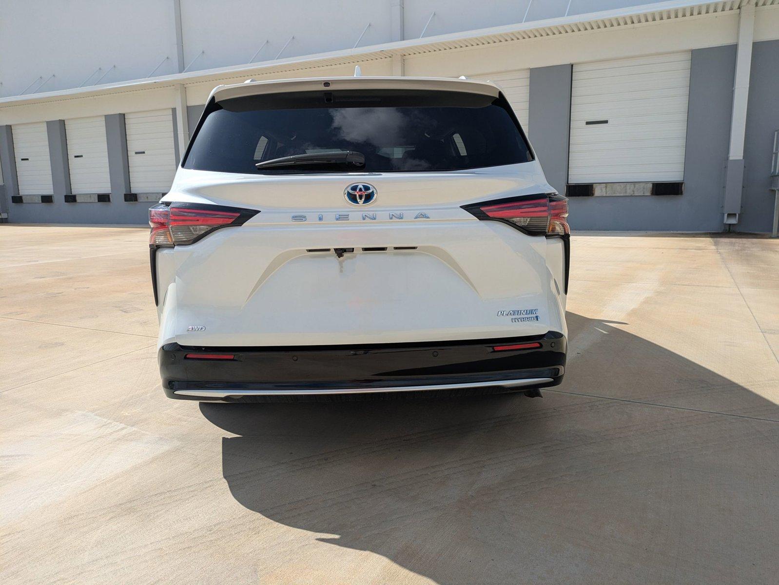 2024 Toyota Sienna Vehicle Photo in Winter Park, FL 32792