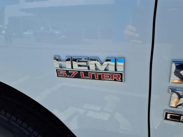 2019 Ram 1500 Classic Vehicle Photo in EMPORIA, VA 23847-1235