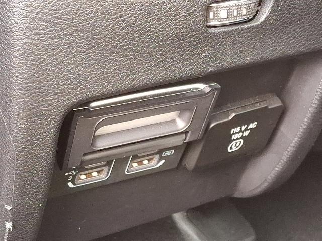 2019 Jeep Cherokee Vehicle Photo in TREVOSE, PA 19053-4984