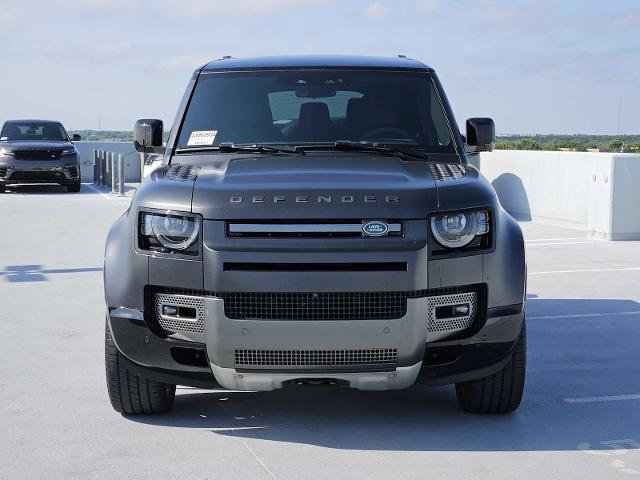 2024 Defender Vehicle Photo in AUSTIN, TX 78717