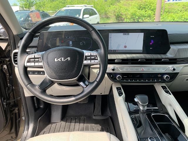 2023 Kia Telluride Vehicle Photo in MOON TOWNSHIP, PA 15108-2571
