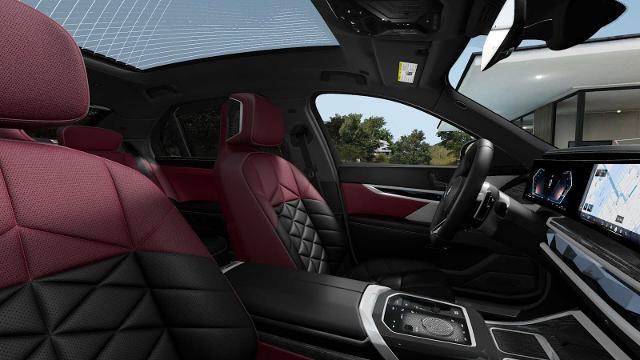 2025 BMW 740i xDrive Vehicle Photo in GRAPEVINE, TX 76051