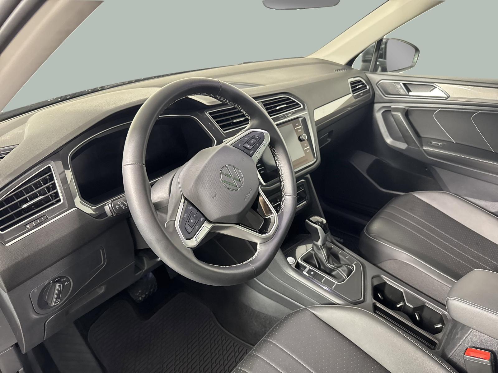 2024 Volkswagen Tiguan Vehicle Photo in Georgetown, TX 78626