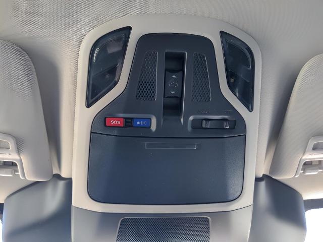 2025 Subaru Outback Vehicle Photo in Green Bay, WI 54304