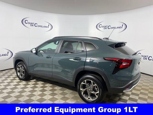 2025 Chevrolet Trax Vehicle Photo in BROCKTON, MA 02301-7113