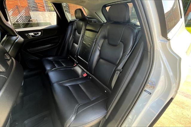 2022 Volvo XC60 Vehicle Photo in Houston, TX 77007