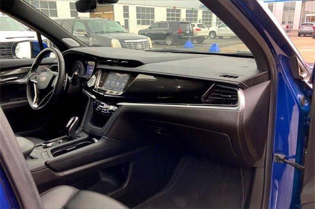 2023 Cadillac XT6 Vehicle Photo in TOPEKA, KS 66609-0000