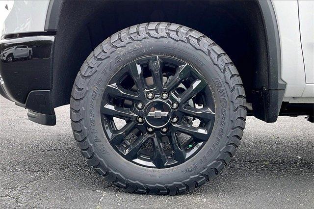 2025 Chevrolet Silverado 2500 HD Vehicle Photo in INDEPENDENCE, MO 64055-1314