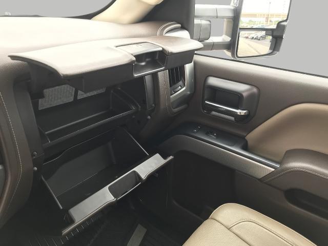 2016 Chevrolet Silverado 2500 HD Vehicle Photo in GREEN BAY, WI 54303-3330