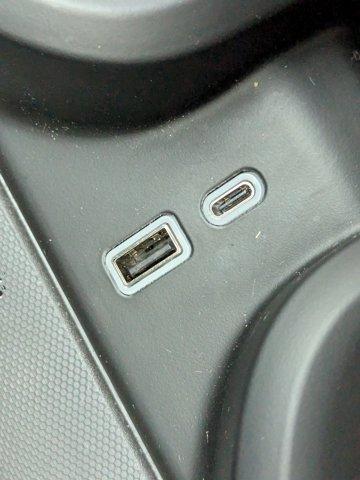 2024 GMC Sierra 1500 Vehicle Photo in BRUNSWICK, GA 31525-1881