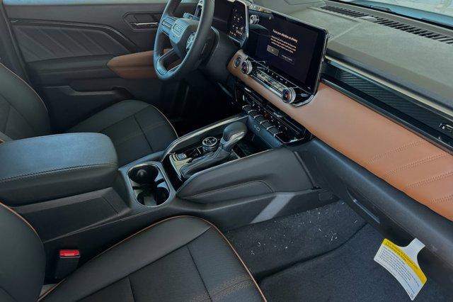 2024 GMC Canyon Vehicle Photo in STOCKTON, CA 95212-2838