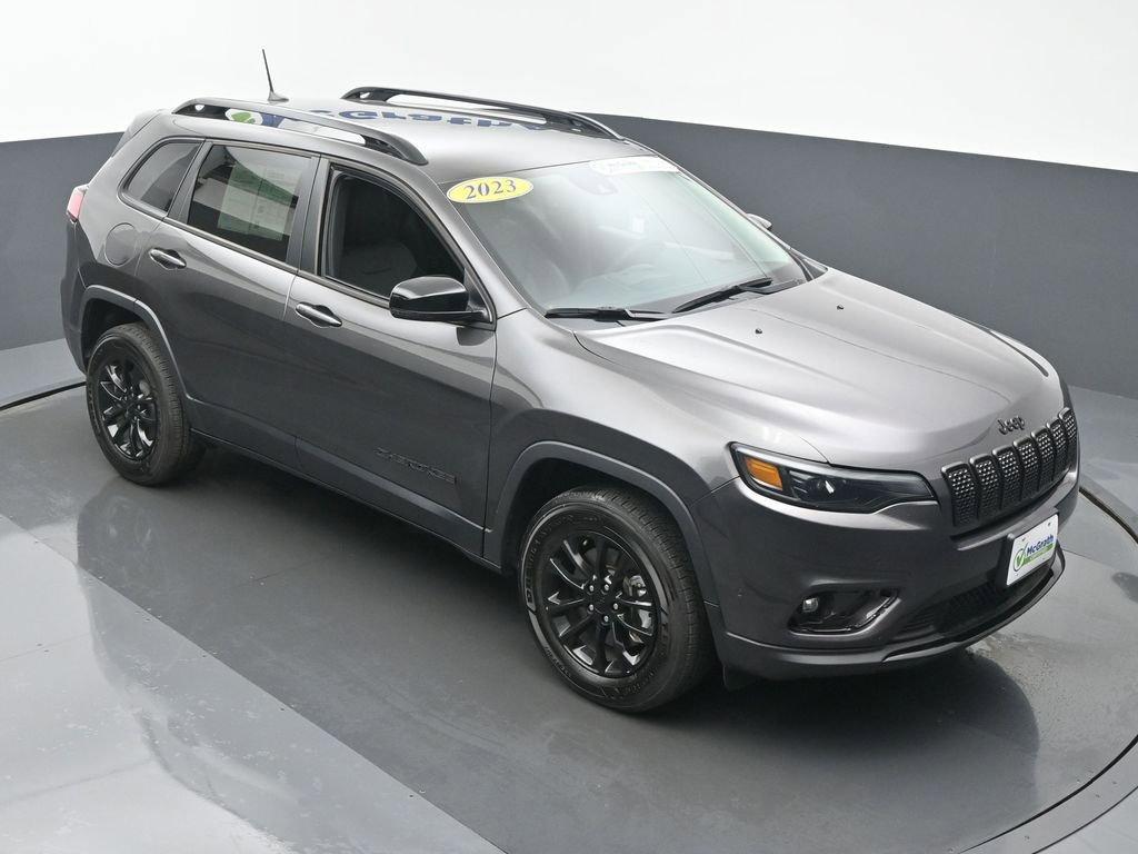 2023 Jeep Cherokee Vehicle Photo in Cedar Rapids, IA 52402