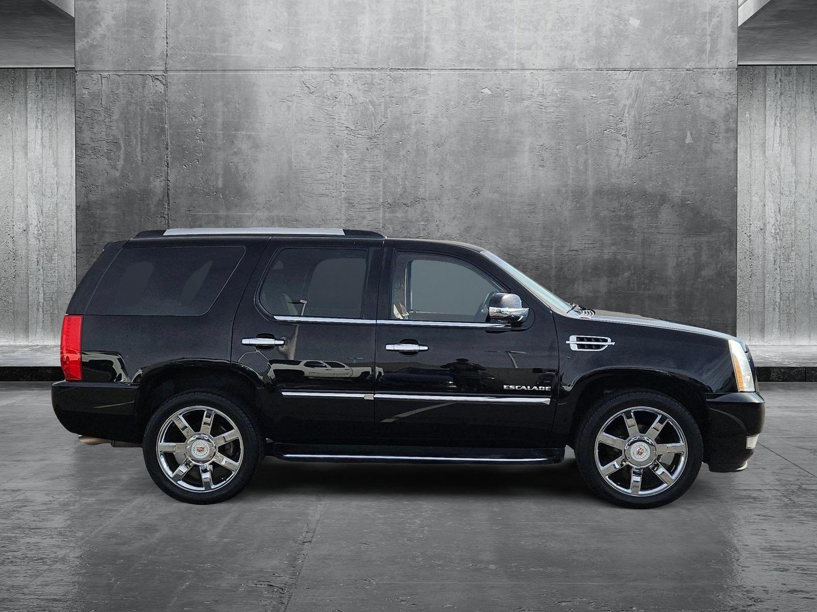 2014 Cadillac Escalade Vehicle Photo in GILBERT, AZ 85297-0446