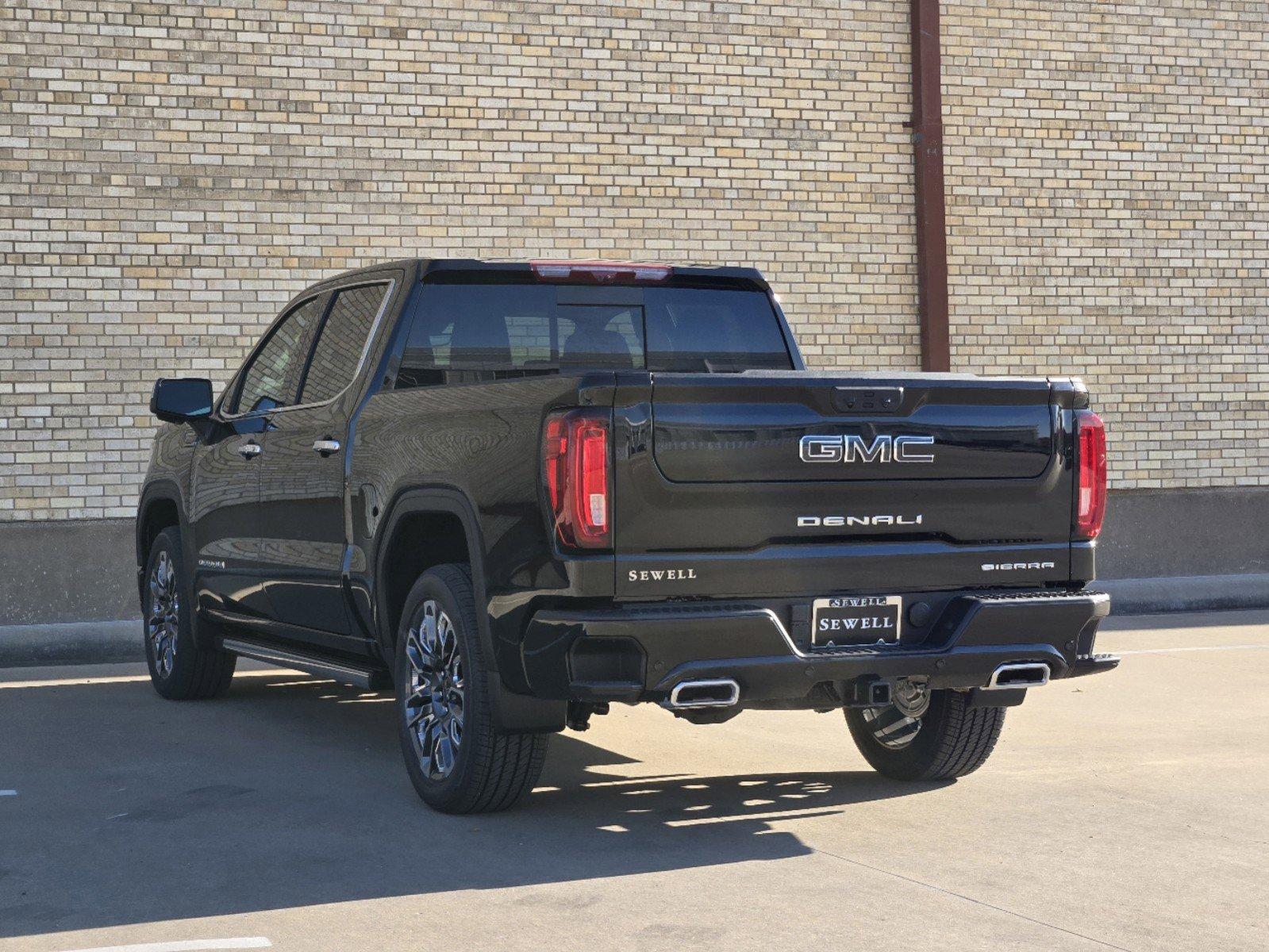 2025 GMC Sierra 1500 Vehicle Photo in DALLAS, TX 75209-3016