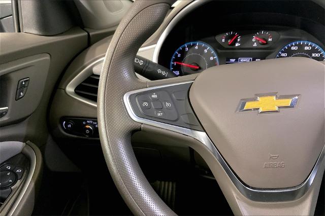 2022 Chevrolet Malibu Vehicle Photo in Lees Summit, MO 64086